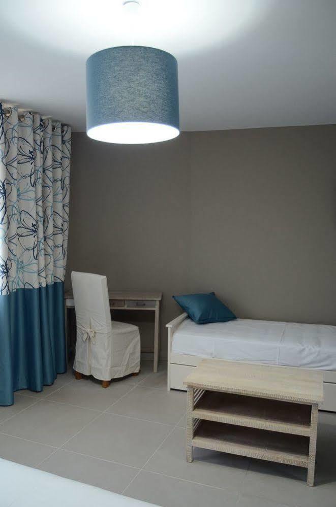 เกอร์ เดอ วีญ Hotel แซงต์-เปเรย์ ภายนอก รูปภาพ